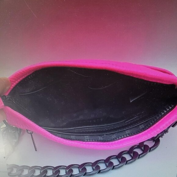 BCBGeneration Two-In-One Hot Pink Puffer Bag - Picture 4 of 4